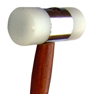 Marteau en nylon de haute qualité avec manche en bois, utilisé pour la fabrication de bijoux, vente en gros au prix le plus bas, meilleur produit pour la fabrication de bijoux - Product Image 1