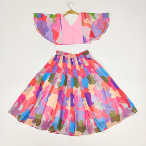 Ensemble Lehenga Choli pour filles Shoryam Fashion, imprimé abstrait multicolore, longueur au sol, manches bouffantes, vêtements ethniques pour enfants, robe de fête - Product Image 3