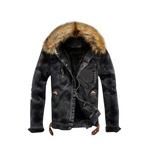 แจ็คเก็ตยีนส์ทรงบอมเบอร์สำหรับผู้ชาย สีน้ำเงินคลาสสิก คอตั้ง ปักโลโก้ด้านหน้า ผ้าฝ้าย/โพลีเอสเตอร์ 100% ราคาสำหรับธุรกิจค้าปลีกแฟชั่น - Product Image 2