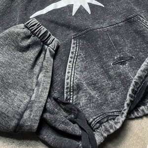 Sudadera con Capucha Extra Grande, Lavada al Ácido, 100% Algodón, Estilo Vintage, con Logotipo Bordado, Talla Regular, con Pedrería - Product Image 6