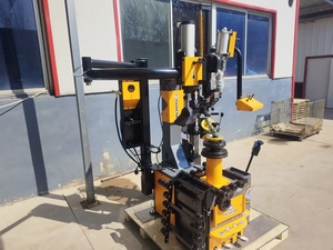 Nueva Máquina Automática de Cambio de Neumáticos de 28 Pulgadas Sin Contacto, Fuente de Alimentación 380V/220V, Garantía de 8 Años, Sin Palanca de Desmontaje/Sin Desmontadora de Neumáticos - Product Image 6