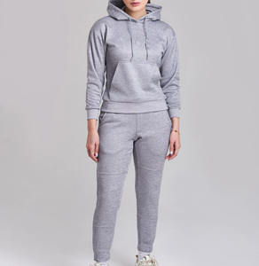 Vêtement de sport pour femmes en gros, tenue d'entraînement, pull à manches longues en tricot, tendance, survêtement pour femmes - Product Image 1