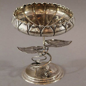 ชุดชามผลไม้ทรงกลม 3 ใบ ทำจากอะลูมิเนียมเคลือบทอง ดีไซน์ทันสมัยและสวยงาม เหมาะสำหรับใส่ผลไม้และของแห้ง - Product Image 4