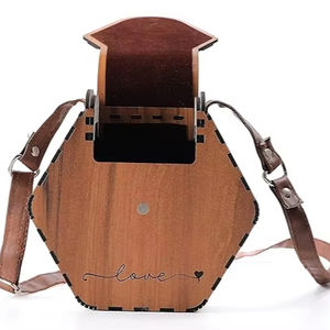 Sac à main en bambou écologique tendance et réutilisable de haute qualité avec un design personnalisable pour les femmes, pour les fêtes, les mariages, les cadeaux - Product Image 1