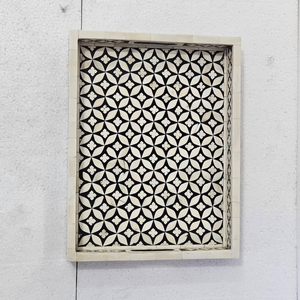 Bandeja decorativa de patrón sólido ecológico Crescent Crafts del proveedor indio Bandejas de almacenamiento y servicio de incrustaciones de hueso para uso doméstico - Product Image 1