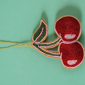 Porte-clés brodé multicolore Ciao Bella Amore, fait main, perles de rocaille, breloque pour sac, fermoir en métal doré, cadeaux pour femme - Product Image 1