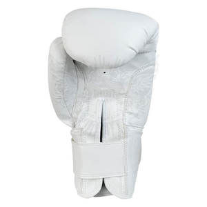 Gants de boxe en cuir MMA Training Focus Durable Léger Évacuation de l'humidité Personnalisable à Vendre - Product Image 4