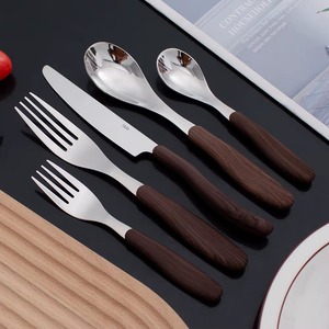 Ensemble de couverts de haute qualité avec manche en bois, tête argentée, acier inoxydable, vaisselle pour les repas en famille, les fêtes et les repas quotidiens - Product Image 5