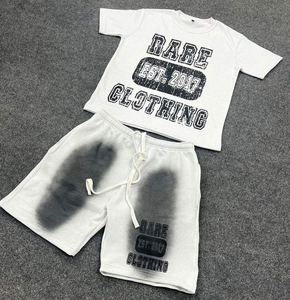 Ensemble de survêtement vintage personnalisé pour homme, style délavé à l'acide, deux pièces, survêtement d'été avec impression sérigraphique, t-shirt court et short - Product Image 3