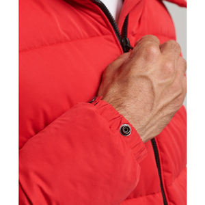 Chaqueta acolchada roja de invierno para hombre de alta calidad, ropa de calle con capucha y logotipo personalizado, chaqueta acolchada personalizada de lona con burbujas para hombre de alta calidad - Product Image 3