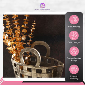 Vase à fleurs élégant en aluminium plaqué argent, décoration de table en forme de panier moderne de qualité exceptionnelle pour tenir un vase de sol - Product Image 4