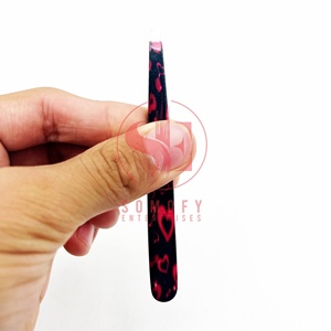 Venta al por mayor de pinzas de pestañas de acero inoxidable negro con logotipo personalizado punta inclinada cejas/pinzas de agarre de pestañas gran oferta - Product Image 3