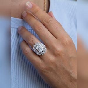 Anillo de Halo con Diamantes Ovalados en Oferta, Oro de 10K, 14K, 18K, Plata, Platino, Joyería Fina, Regalo de Compromiso o Aniversario - Product Image 3