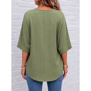 เสื้อเบลาส์คอวีแขนสั้นผู้หญิง รุ่น 34807 -สีเขียว - Product Image 3
