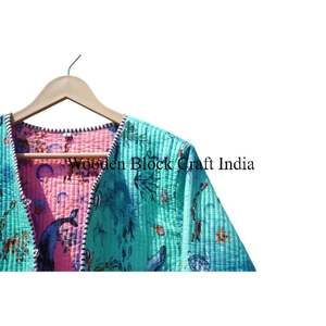 Chaqueta Reversible Floral de Patchwork Kantha Indio, Acolchada de Algodón Transpirable, Ecológica y Hecha a Mano, para Otoño e Invierno, para Mujer - Product Image 3