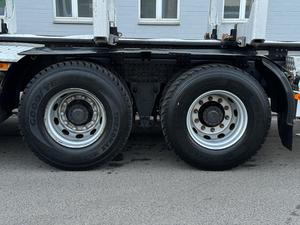 Nuovissimo 551HP trasmissione automatica scuro interno VO LVO FH 64 R 540 6x4 contenitore - Product Image 4