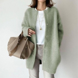 Qnjoy Belive Cardigan Lungo Invernale Casual Morbido al Tatto in Mohair con Bottoni Nascosti Minimalista Taglia Grande Vestibilità Comoda - Product Image 6