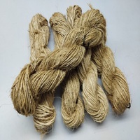 Fil de fibre de banane biologique extrait de l'arbre à bananes, utilisé pour les tapis, les tapis, le tricot, le tissage, la broderie, la fabrication de cordes, l'art et l'artisanat