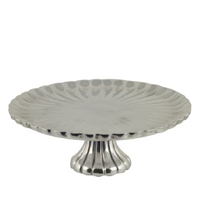 ชุดจานรองเค้กโลหะและแก้วสำหรับตกแต่งโต๊ะอาหารในโรงแรม เหมาะสำหรับงานแต่งงานและงานวันเกิด - Product Image 5