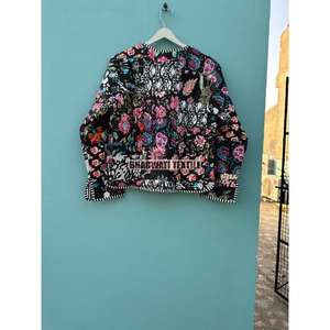 Veste respirante à manches longues matelassée en coton à fleurs pour femmes Style bohème brodé Patchwork manteau réversible imprimé tissé - Product Image 2