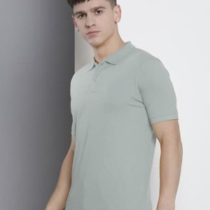 เสื้อยืดโปโลผู้ชายดีไซน์แผงไหล่และโลโก้ฤดูร้อนที่ทันสมัย - Product Image 3