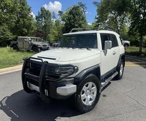 CLEAN- TITLE-USADO-TOYOTA- FJ- CRUISER- 4WD-LISTO PARA ENVIAR-PUERTA A PUERTA-ENTREGA - Product Image 1