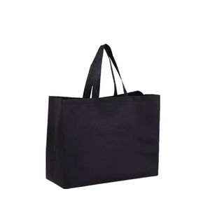 Sac en papier de nylon de luxe personnalisé avec poignée en ruban sac de shopping de vêtements pour l'emballage de chiffons et de chaussures - Product Image 6