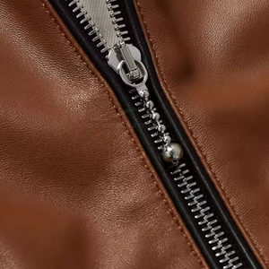 Chándal de Cuero para Hombre con Chaqueta con Cremallera y Pantalones de Cuero para una Moda Urbana Elegante - Product Image 5