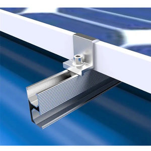 Perfiles de aluminio duraderos y ligeros para marcos solares - Product Image 1