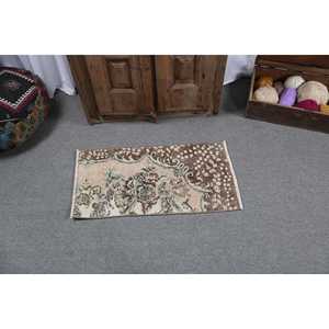 1.5x2.9 ft Rug, Turkish Rug, Vintage <b>Brown</b> <b>Wool</b> Plants & trees Rug - Product Image 3