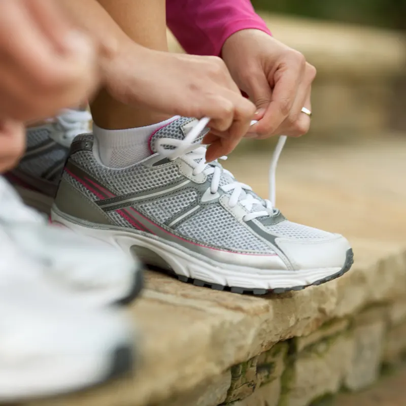 Sapatos para homens e mulheres