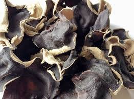 เห็ดราดำตากแห้งแบบพรีเมียม100% ธรรมชาติในเวียดนาม - Product Image 2