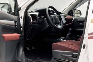 Usado para Hilux Doble Cabina Turbo Cuero R18 Ligero 100% en Perfecto Funcionamiento - Product Image 3