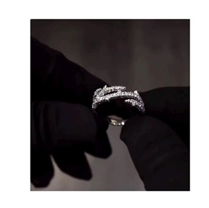 แหวนหมั้นแบบอินฟินิตี้ซัพพลายเออร์อินเดียของขวัญที่สมบูรณ์แบบสำหรับงานครบรอบวันวาเลนไทน์และงานแต่งงาน - Product Image 2