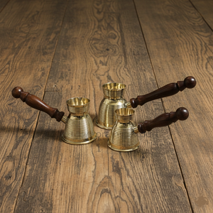 Vente chaude Cafetière turque en laiton faite à la main Moderne Poignée en bois écologique Hôtels Restaurants Décoration pour adultes Service à thé - Product Image 1