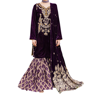 Precioso vestido de terciopelo estilo Maxi costura Premium vestido de terciopelo de aspecto real adecuado para ropa casual momentos festivos y de boda - Product Image 4