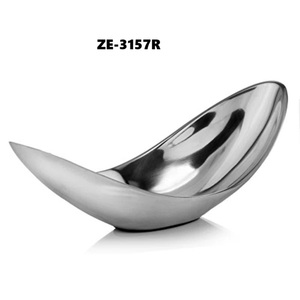 Bol en laiton martelé antique pour la décoration intérieure, bol à fruits en cuivre martelé à la main avec finition rustique, sûr et fabriqué par Zahid Exports pour les fêtes - Product Image 1