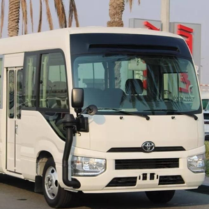 Toyota Coaster 2024 de 30 Plazas con Motor Diésel - Product Image 1