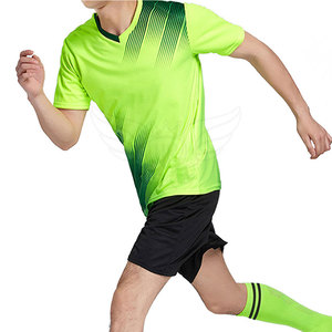 Kit d'uniforme de football respirant professionnel Nouveau design Kit d'uniforme de football de haute qualité en stock avec logo personnalisé - Product Image 1