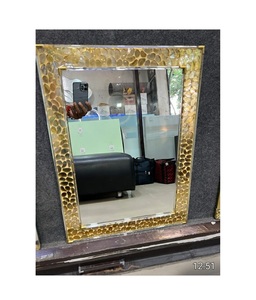 Miroir mural de forme et de taille personnalisées miroir mural suspendu de chambre à coucher au design classique de fournisseurs indiens - Product Image 4