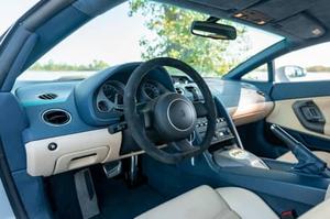 Lamborghini Gallardo Coupé 2004, Motor V10 de 5.0 Litros, Sin Modificar, Tracción en las Cuatro Ruedas - Product Image 4