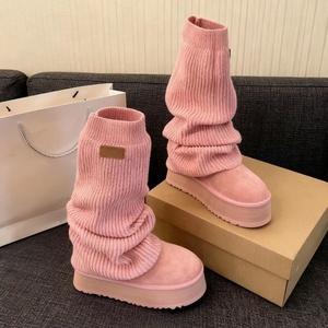 Chaussettes longues confortables et chaudes pour femme, bottes en coton, baskets tendance, bottes de neige de créateur, chaussures roses à semelle épaisse - Product Image 1