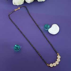 Bijoux traditionnels indiens plaqué or collier en cristal Pandent brin noir perlé mariée Mangalsutra bijoux pour femmes - Product Image 1