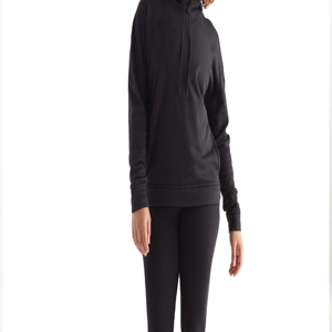 Vêtements unisexe à logo personnalisé pour femmes pull oversize à capuche en polyester personnalisé survêtement pull tricoté en polaire de couleur personnalisée - Product Image 1