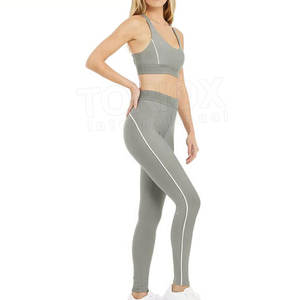 Ensemble de Yoga pour femmes sans couture ensemble de Yoga pour femmes vêtements de Fitness ensemble de Yoga pour femmes fabriqué au Pakistan - Product Image 4