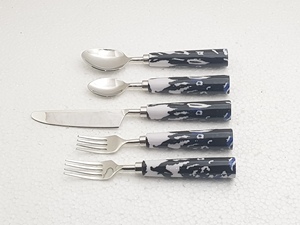 ชุดช้อนส้อมสแตนเลสสตีลสไตล์หรูหราด้ามไม้เปิดใช้งานการออกแบบให้ตกแต่งโต๊ะใช้รูปแบบรูปแบบขายดี - Product Image 2