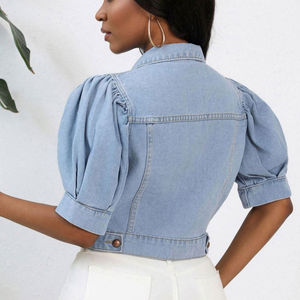 Veste en jean courte moderne pour femmes, manches bouffantes, boutonnée sur le devant, décontractée, tendance, style urbain, manches courtes, pour tous les jours - Product Image 6