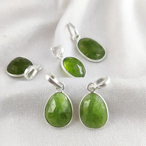 Collar con Colgante de Plata de Ley 925 de Alta Calidad, Chapado en Rodio, con Gema Natural de Vasonita con Corte de Mesa y Engaste de Bisel Elegante - Product Image 6