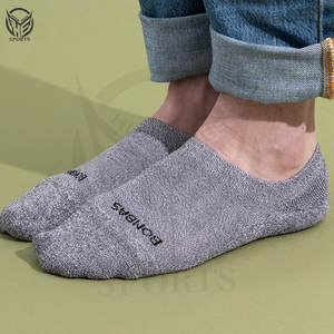 Calcetines deportivos profesionales de baloncesto con logotipo personalizado, calcetines deportivos de secado rápido bordados de algodón grueso para hombre - Product Image 3