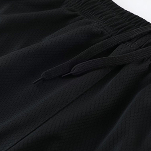 Ensemble d'uniformes de volley-ball en tissu polyester avancé, contrôle de l'humidité pour le marché européen, uniforme de volley-ball personnalisé de haute qualité - Product Image 5